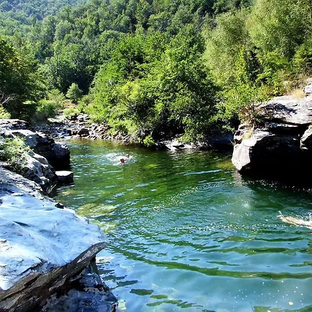Paradis Hotel Barjac (Lozere)