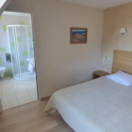 Paradis Hotel Barjac (Lozere)