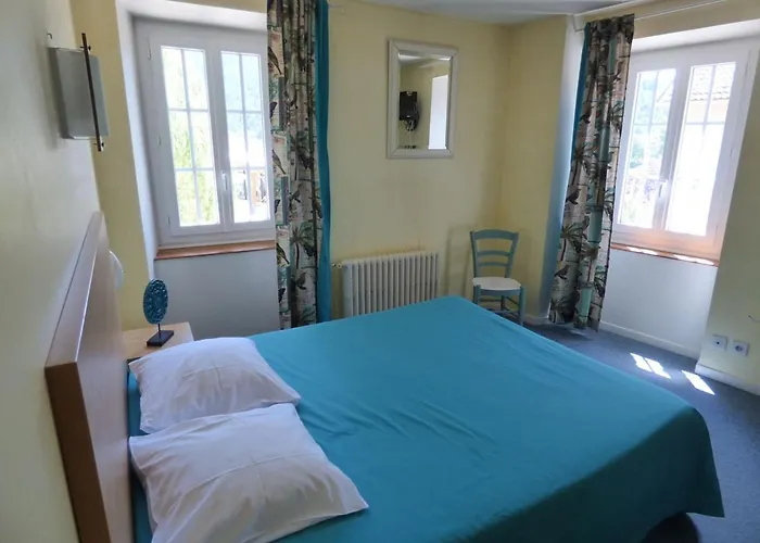 Paradis Hotel Barjac (Lozere)