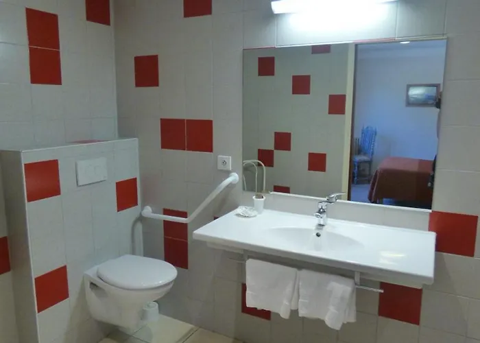 Paradis Hotel Barjac (Lozere)